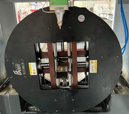 1KW 2000W 3000W 6kw CNC 회전 장치 SMC-일본의 N2 제어 밸브로 철 파이프 절단 기계