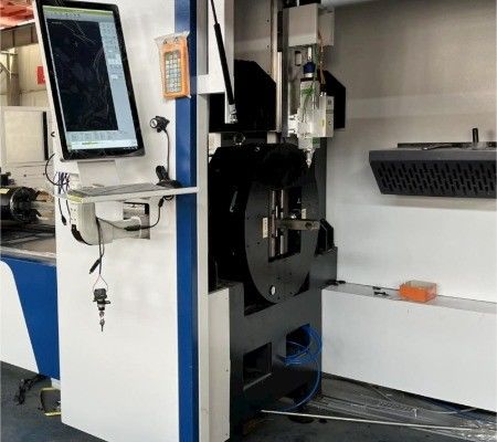 1KW 2000W 3000W 6kw CNC 회전 장치 SMC-일본의 N2 제어 밸브로 철 파이프 절단 기계