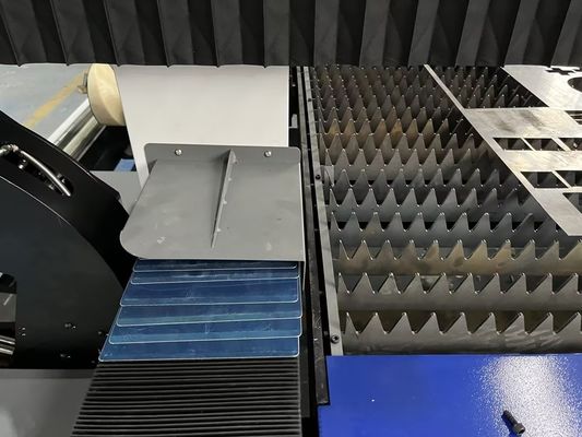 스테인리스 스틸 탄소 스틸 알루미늄 IPG 맥스 레이커스 BOCI를위한 1500W-6000W 메탈 파이버 레이저 절단 기계